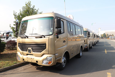 東風(fēng)四驅(qū)10-17座越野客車(chē) EQ6600ZT6D公共汽車(chē) 4*4東風(fēng)17座中巴車(chē)