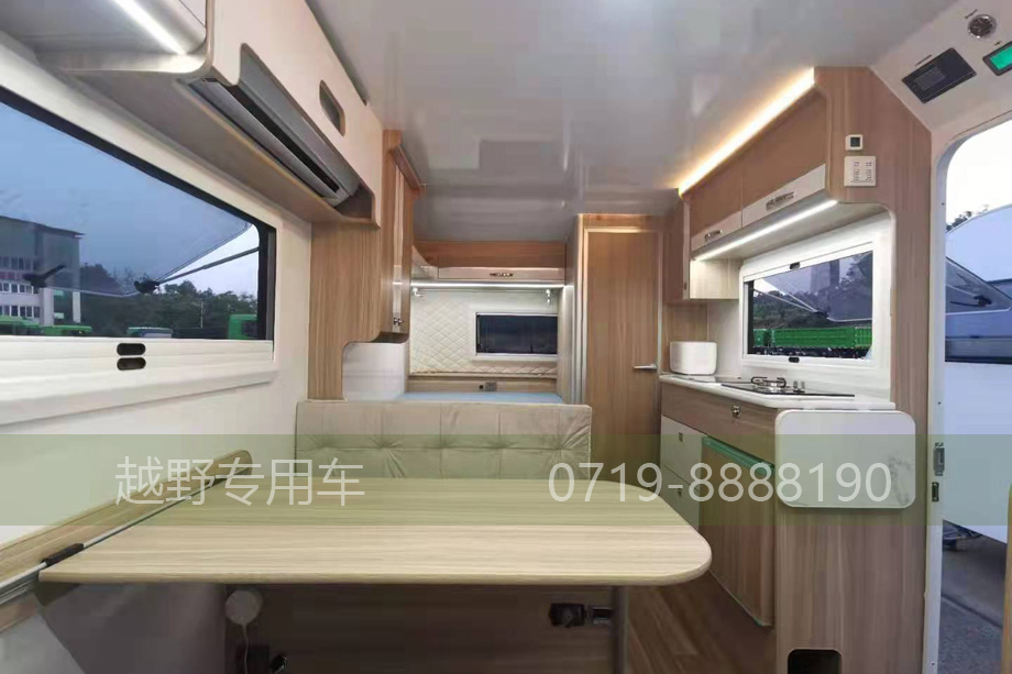 德國(guó)愛(ài)科底盤(pán),拖掛房車,國(guó)產(chǎn)旅居車