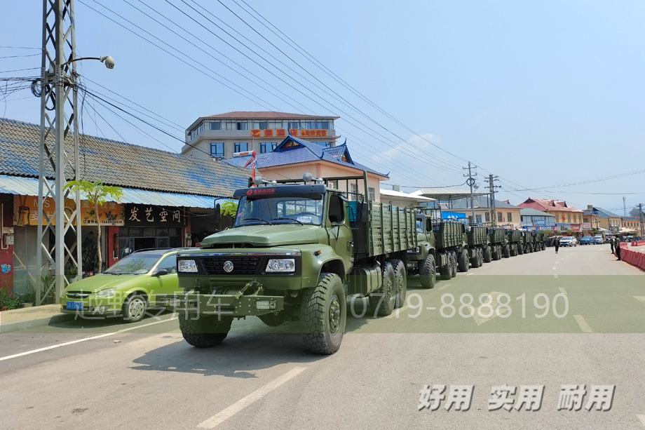 東風(fēng)尖頭卡車,東風(fēng)六驅(qū)卡車,越野卡車,EQ2082,EQ2100
