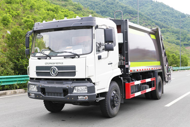 東風(fēng)平頭4×2壓縮垃圾車(chē)_190馬力14方環(huán)衛(wèi)車(chē)_12噸一排半垃圾清理車(chē)廠(chǎng)家