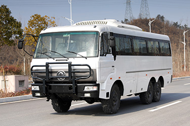 六驅(qū)30座越野型客車(chē)_東風(fēng)190馬力城鄉(xiāng)村村通中巴車(chē)_6*6森林武警消防運(yùn)兵車(chē)