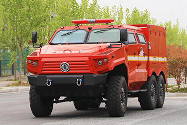 300馬力EQ5096猛士防護型應(yīng)急救援車_東風六驅(qū)加長軸距消防指揮車_6×6警務(wù)作業(yè)指導(dǎo)車定制