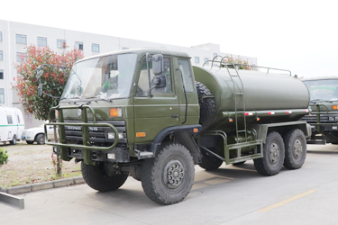 190馬力EQ2102越野底盤(pán)改裝環(huán)衛(wèi)灑水車(chē)_6×6東風(fēng)246專(zhuān)用消防車(chē)_六驅(qū)153排半三軸水車(chē)